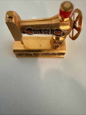 Vintage Singer Sewing Machine Charm - Gold with Red Accents.  Mini
